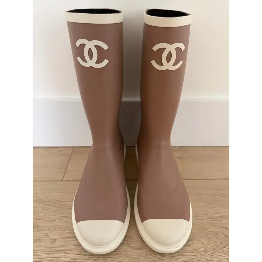Chanel 26C Beige White Caoutchouc CC Logo High Pull On Rubber Rain Boots 36 - Picture 14 of 16